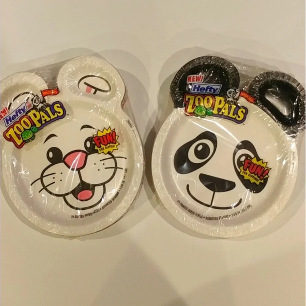 NWT hefty ZOOPALS 2 packs of 24 plates RARE